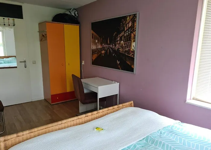 Accommodatie bij particulieren Johan's - Since 2014 Roofterrace And Cheap Parking Amsterdam