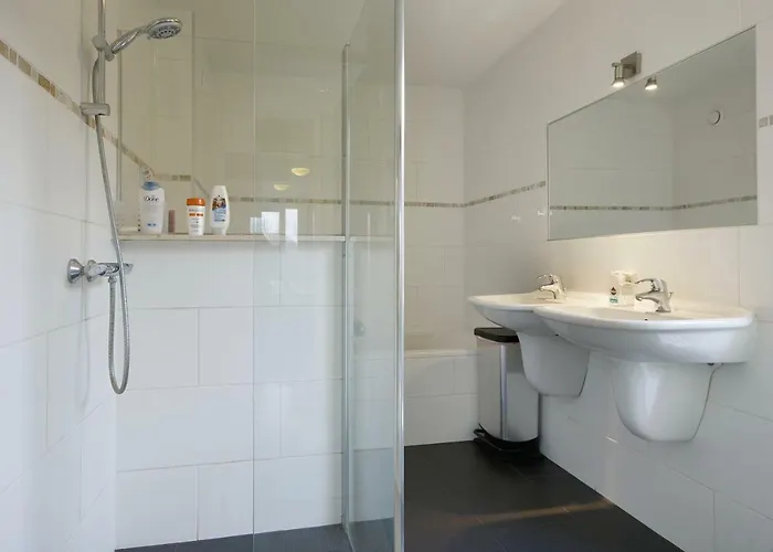 Accommodatie bij particulieren Johan's - Since 2014 Roofterrace And Cheap Parking