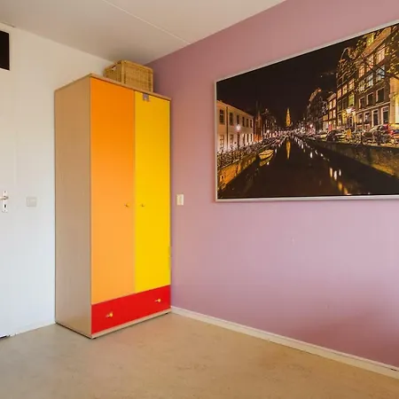 Проживание в семье Johan's - Since 2014 Roofterrace And Cheap Parking *