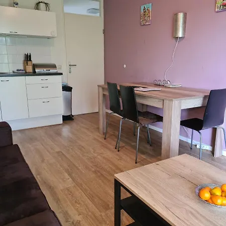 Kwatera prywatna Johan's - Since 2014 Roofterrace And Cheap Parking *