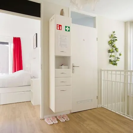 Johan's - Since 2014 Roofterrace And Cheap Parking