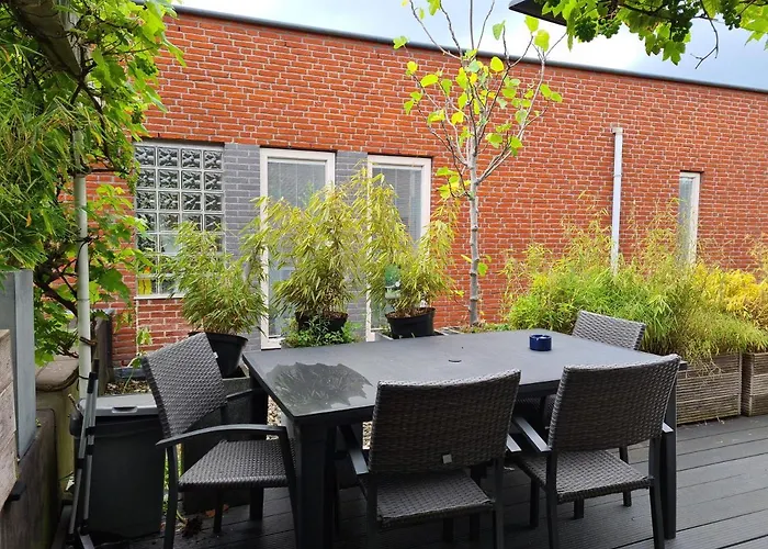 Johan's - Since 2014 Roofterrace And Cheap Parking Alloggio in famiglia