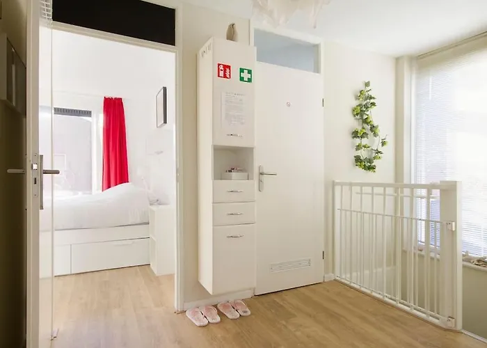 Johan's - Since 2014 Roofterrace And Cheap Parking