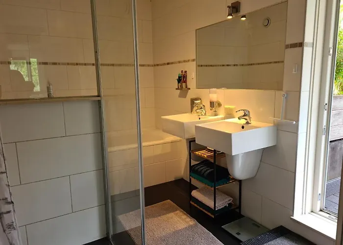 Johan's - Since 2014 Roofterrace And Cheap Parking