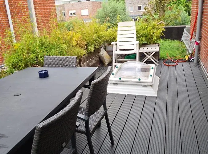 Johan's - Since 2014 Roofterrace And Cheap Parking