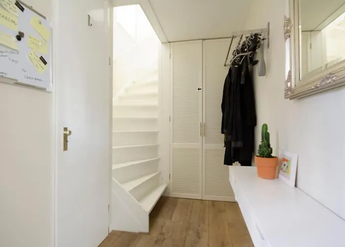 Johan's - Since 2014 Roofterrace And Cheap Parking 암스테르담